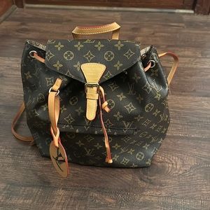 Knock off LV